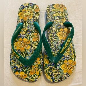 Havaianas Women’s Floral Green Flip Flops